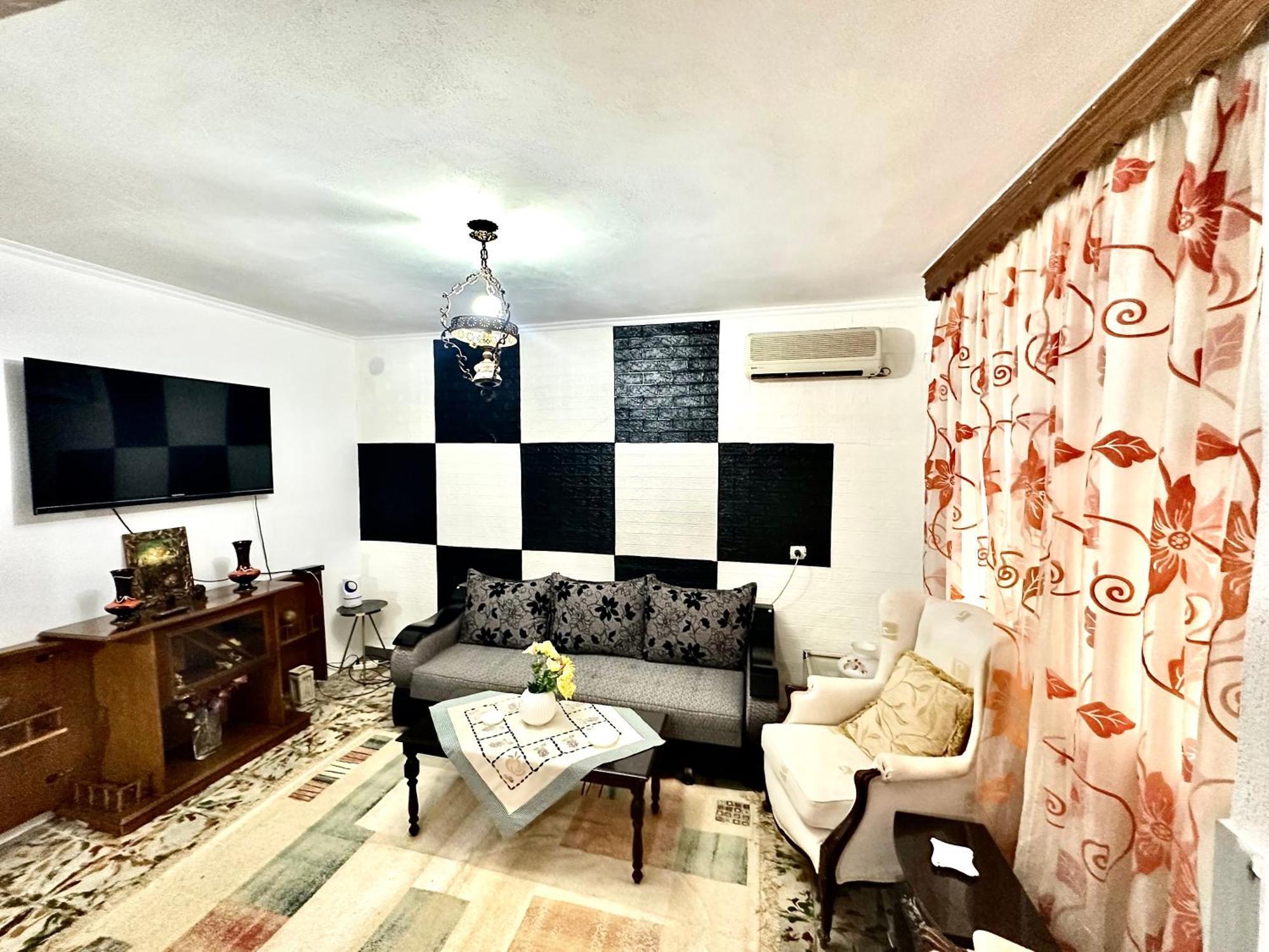 Отель Grandpas House Гирокастра Экстерьер фото