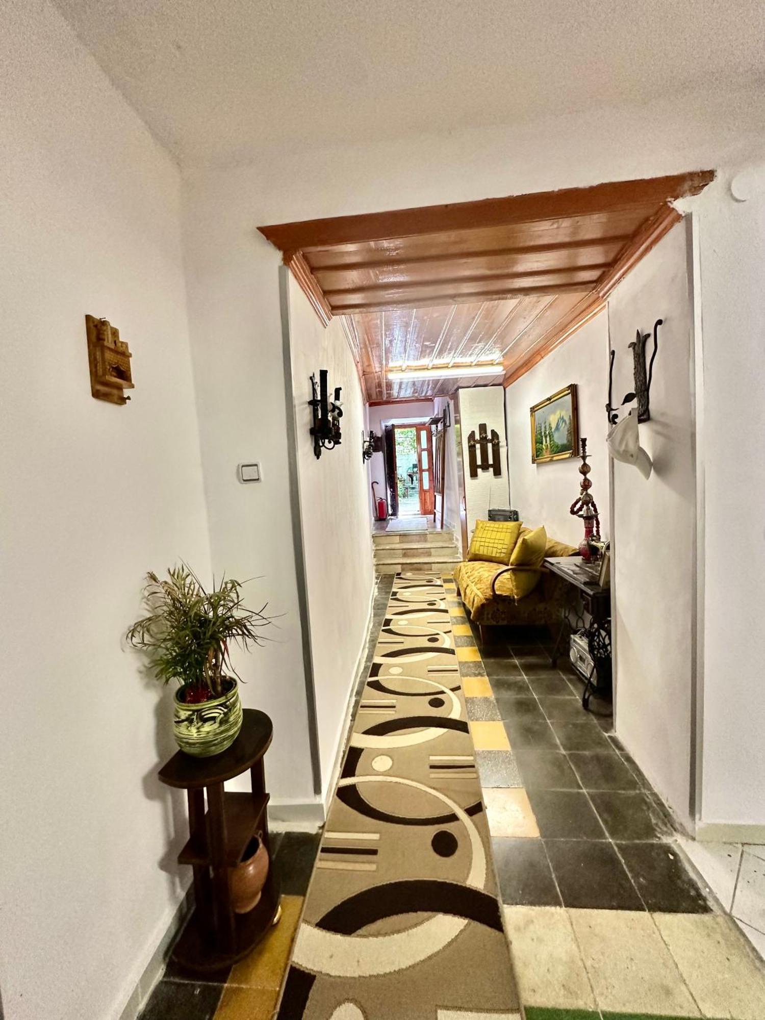 Отель Grandpas House Гирокастра Экстерьер фото